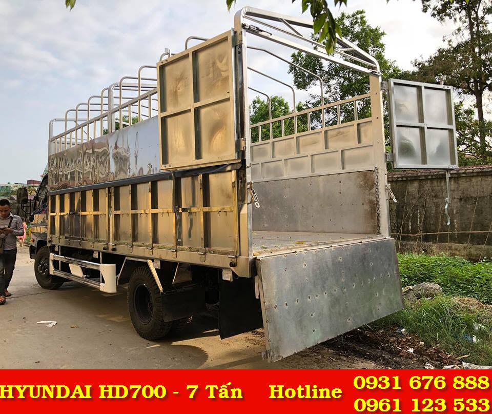 xe tải hyundai hd700 đồng vàng