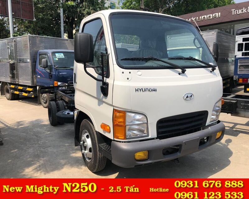 Xe Tải 2t5 Hyundai N250 Thùng Kín